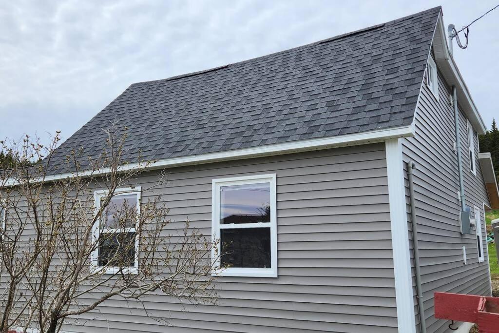 Family Ties Vacation Home - Rossy House Twillingate Exterior photo