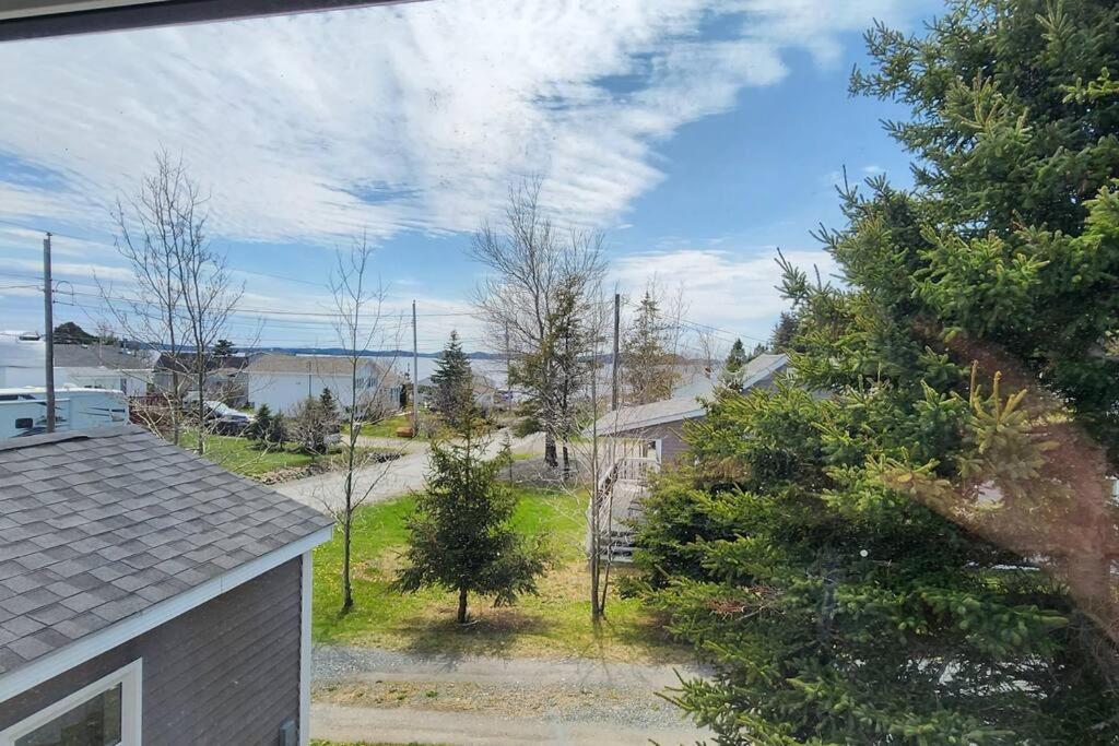 Family Ties Vacation Home - Rossy House Twillingate Exterior photo
